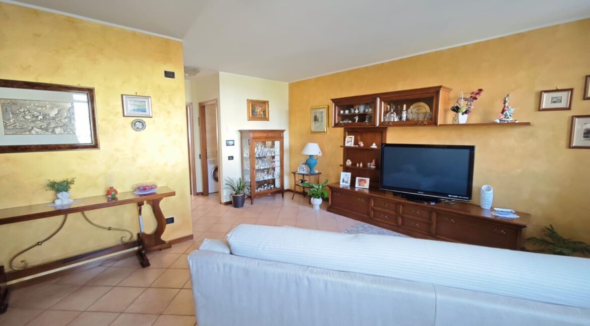 WhatsApp Image 2026-02-18 at 10.06.53 (1)